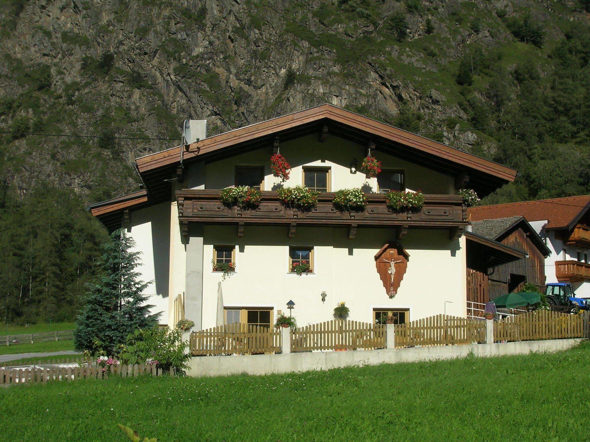 Appartement Gerold Umhausen Exterior foto